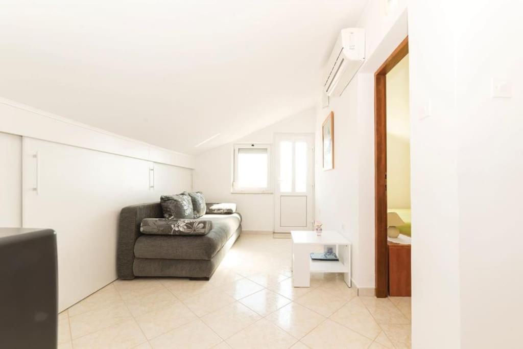 Apartman Maura Vlašići Εξωτερικό φωτογραφία